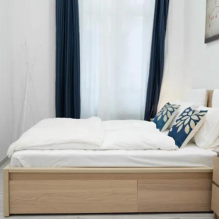Center Quiet Flat 아파트 부다페스트